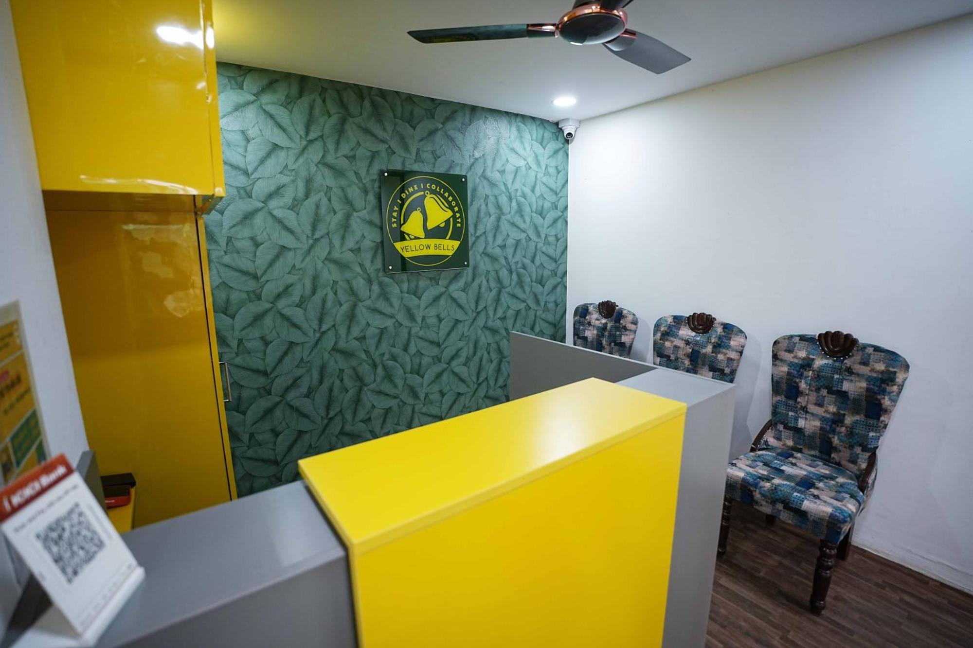 Yellow Bells Studios And Suites Gachibowli Zewnętrze zdjęcie